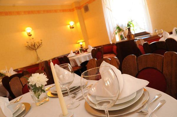 Beierleins Hotel & Catering Gmbh Reichenbach  Екстериор снимка