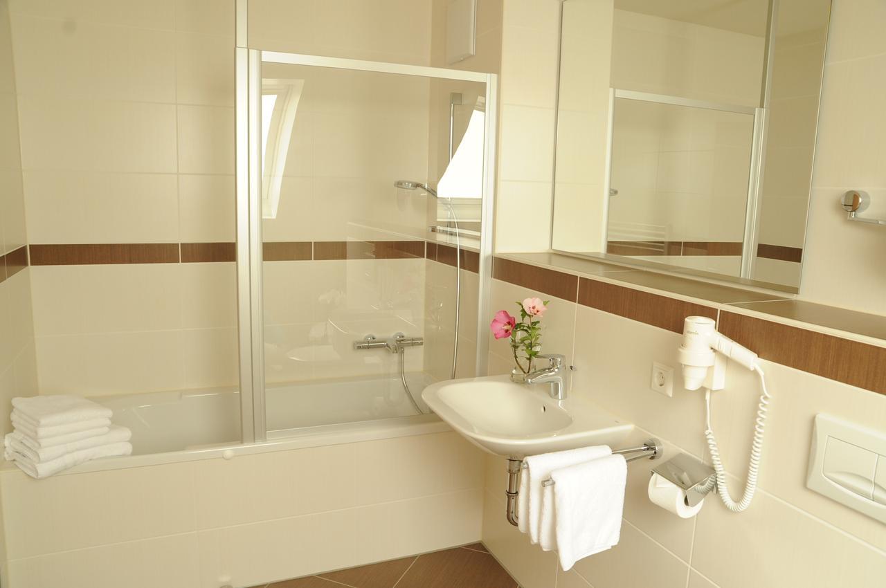 Beierleins Hotel & Catering Gmbh Reichenbach  Стая снимка
