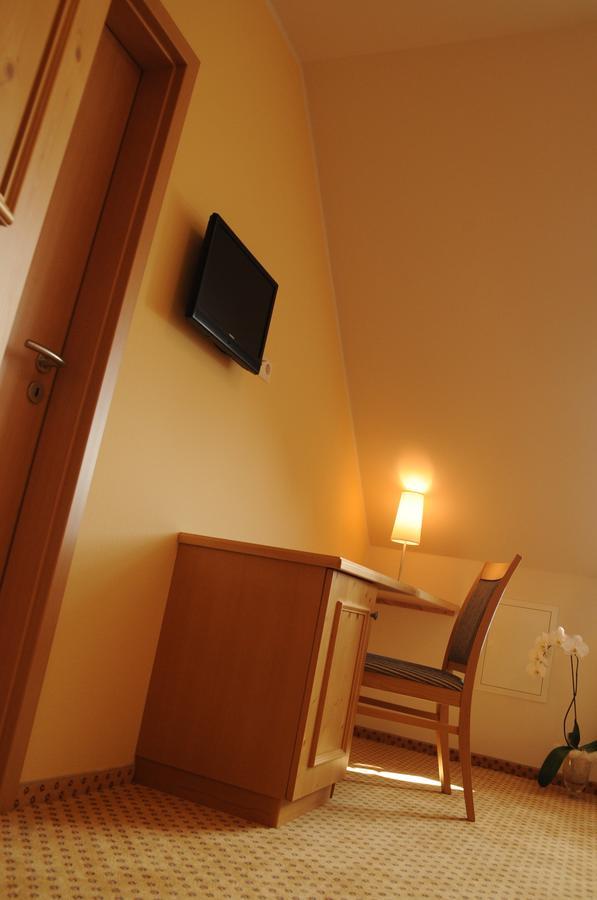 Beierleins Hotel & Catering Gmbh Reichenbach  Стая снимка