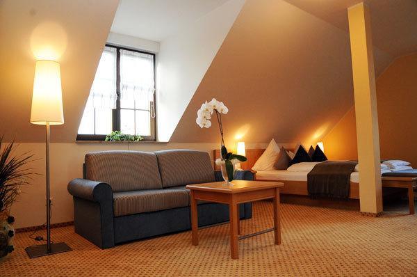 Beierleins Hotel & Catering Gmbh Reichenbach  Екстериор снимка